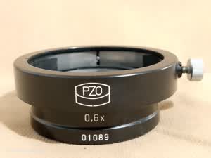PZO MST-131 / MST-130 mikroskopowy obiektyw nasadkowy 0,6x | soczewka 150mm - ujęcie #1