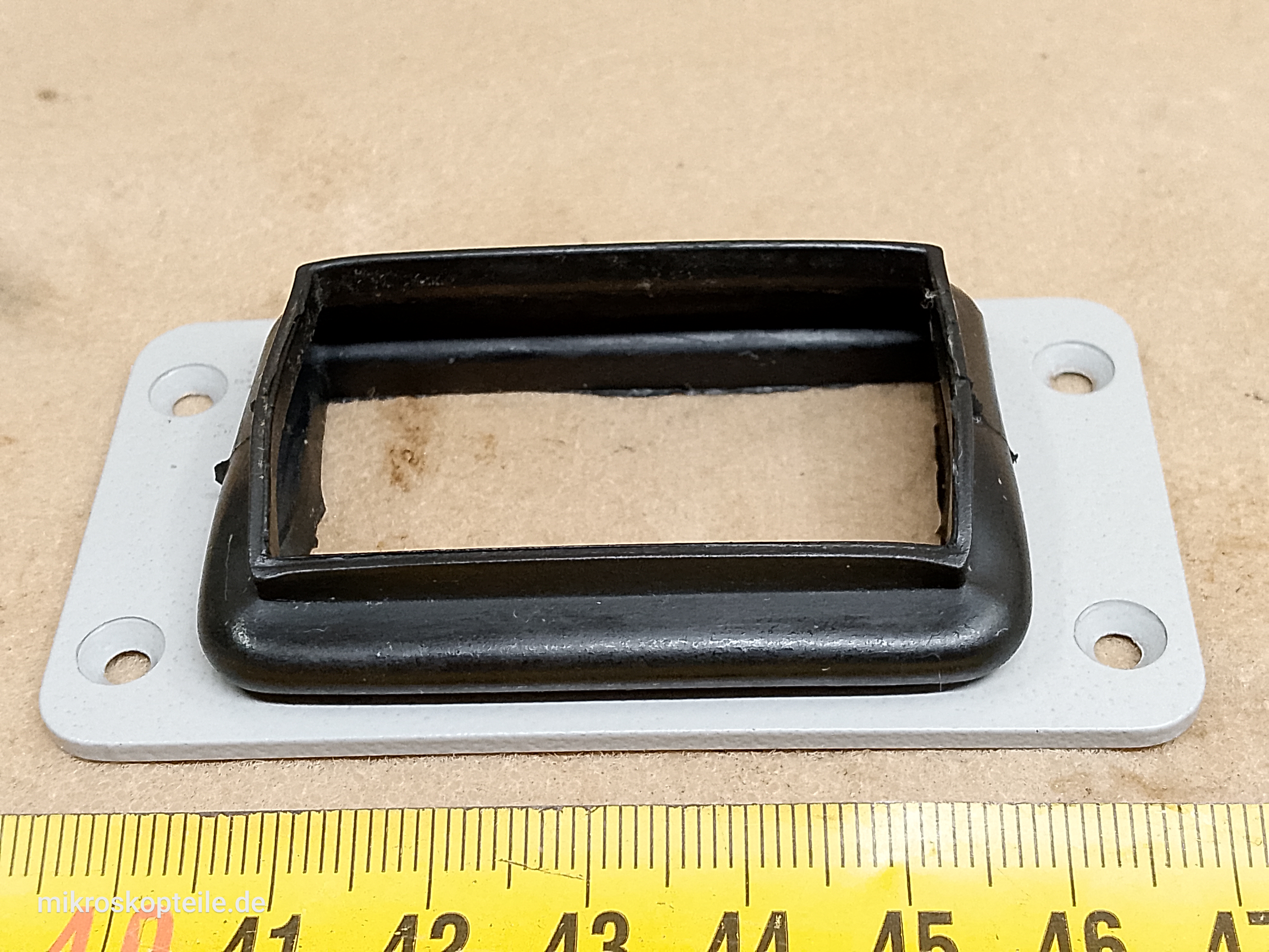 Zeiss IM 35 / ICM 405 Gummidichtung für die Fokussierachse des Objektivrevolvers am inversen Mikroskop - Ansicht #4