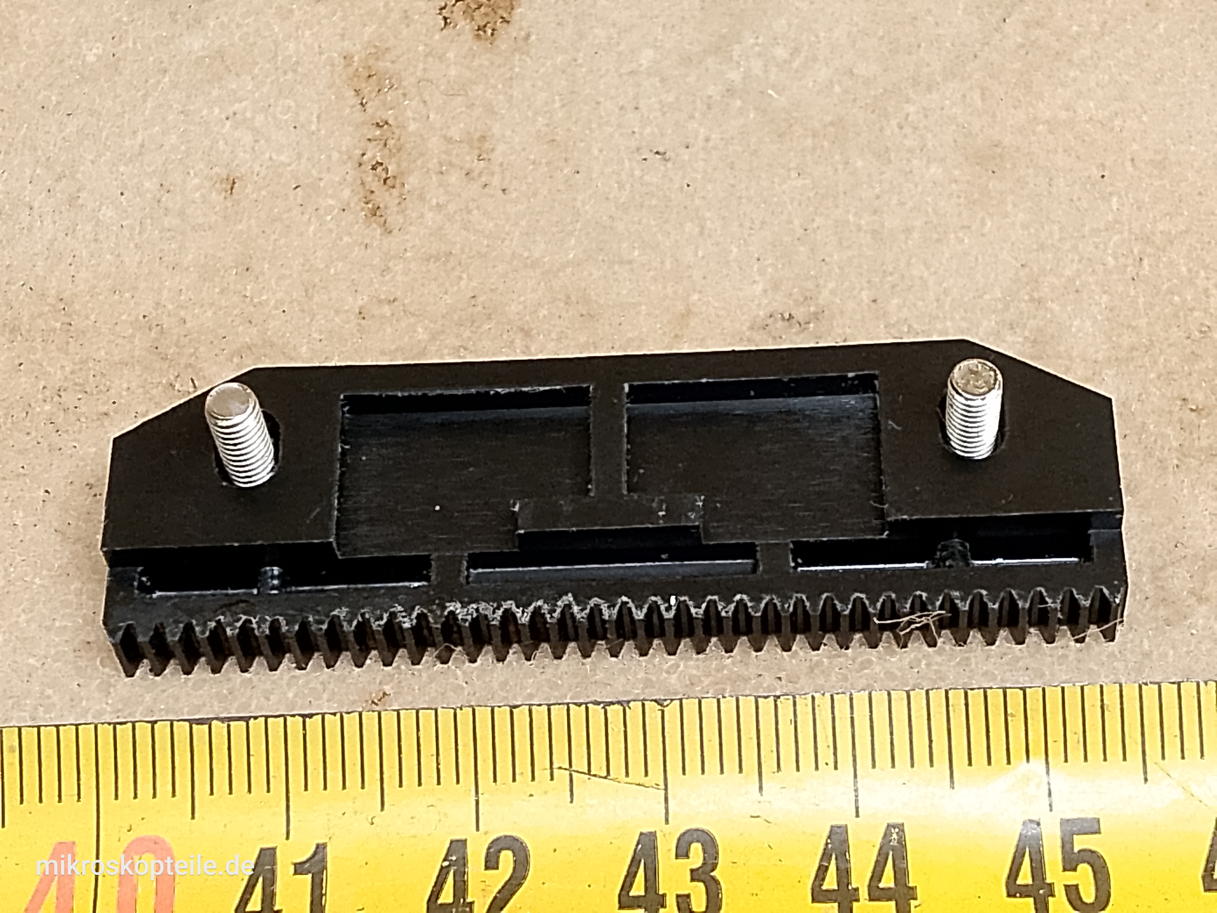 Zeiss Axiolab kurze Zahnstange für die Längsbewegung des 453510 mechanischen XY Mikroskoptisches - different 4 view