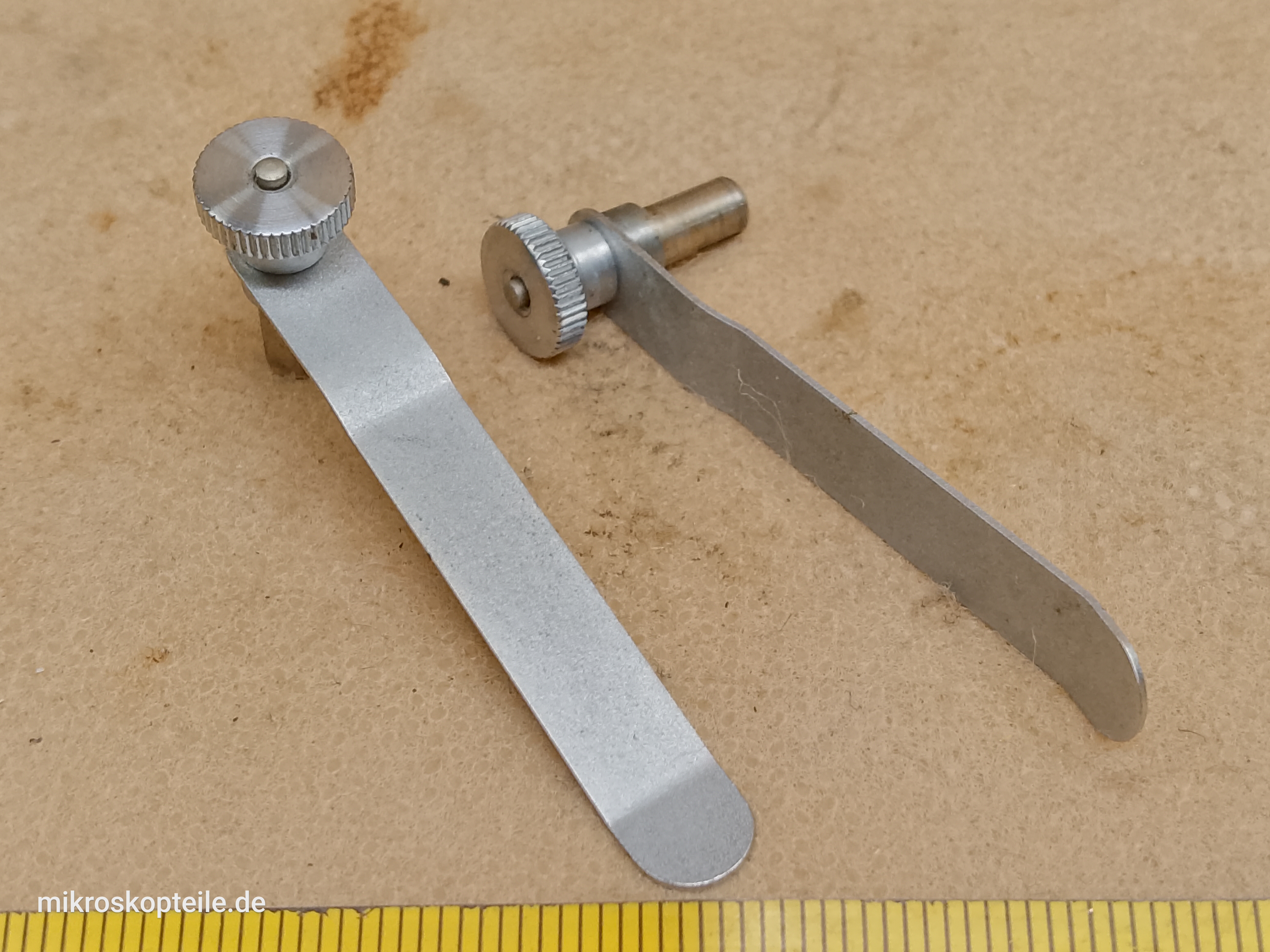 LOMO Biolam / Erudit microscope stage clips | Bresser Biolam slide clips - view #3