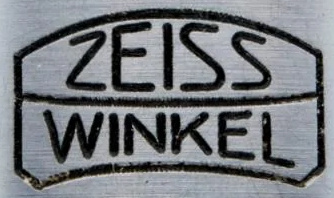 Logo producenta mikroskopów Winkel-Zeiss