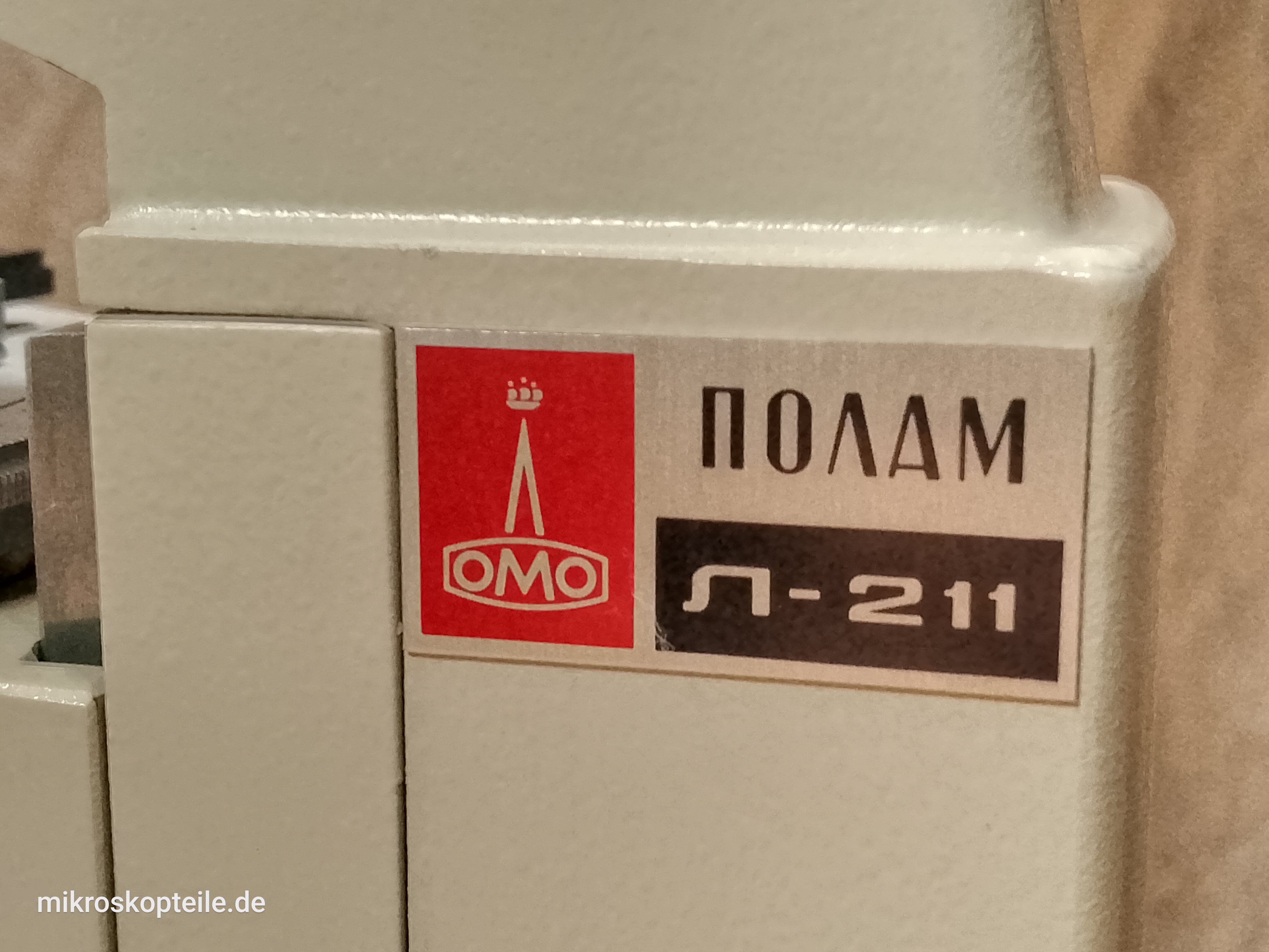 Na zdjęciu jest mikroskop Lomo Polam L-211 - zdjęcie #12