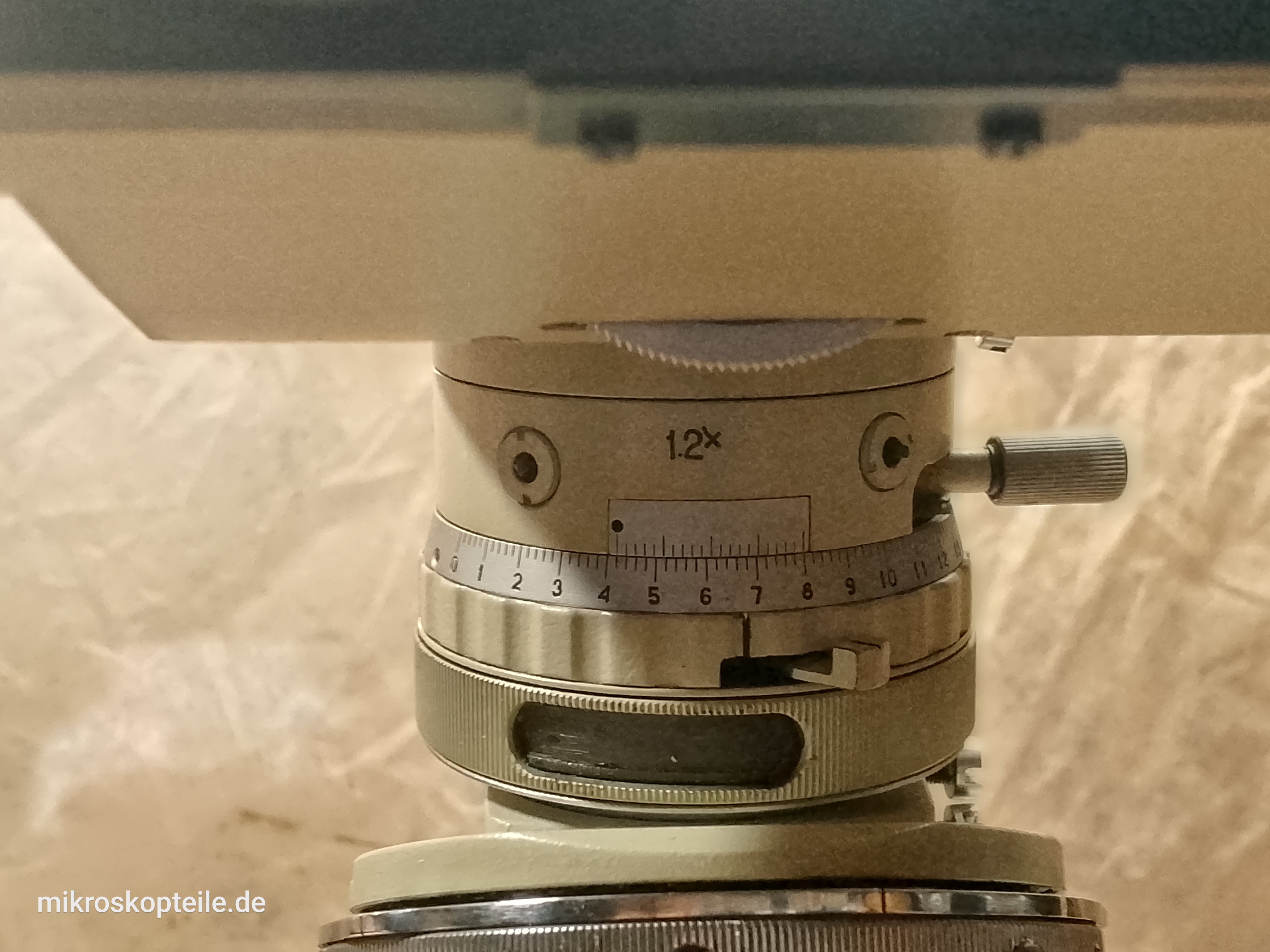 Na zdjęciu jest mikroskop Lomo Polam L-211 - zdjęcie #15
