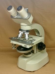 Hertel & Reuss Studio II microscope - view no. 1