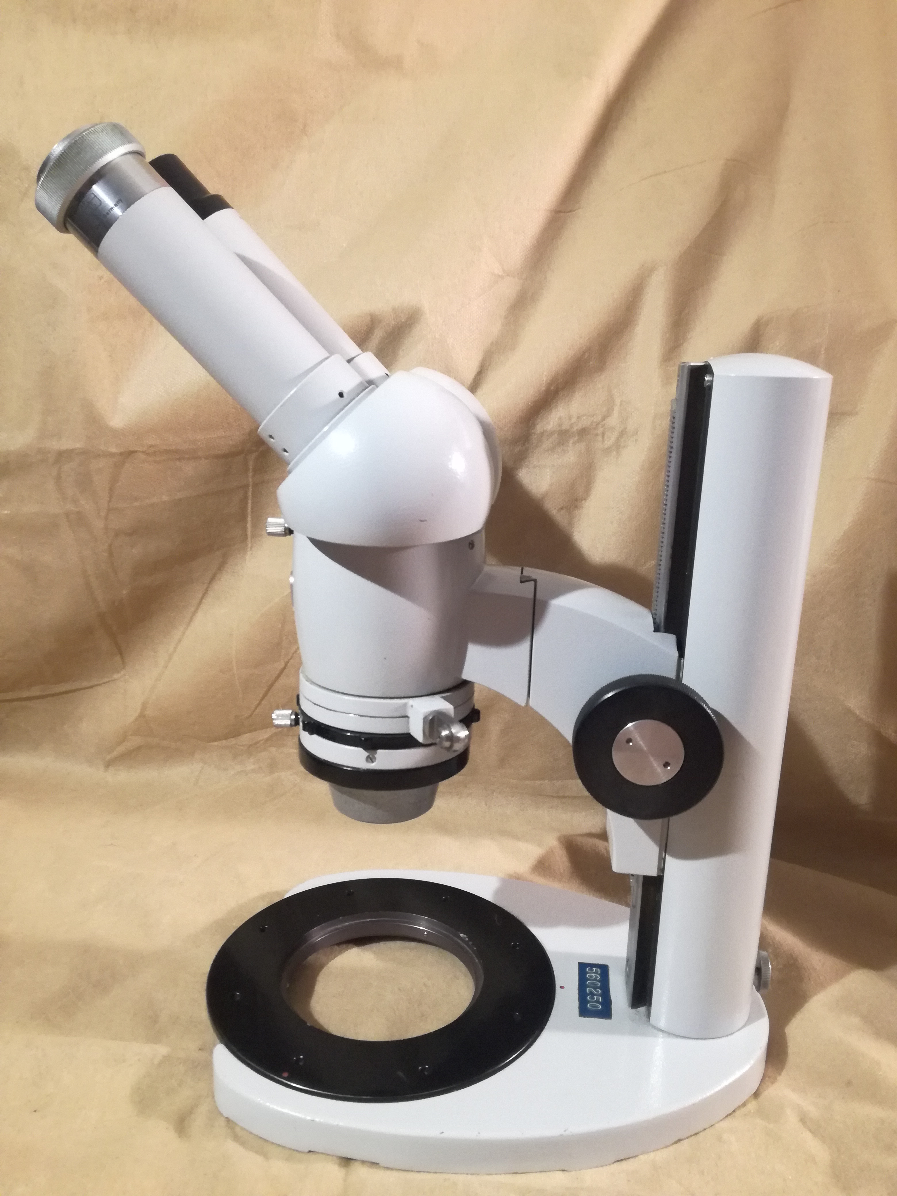 Na zdjęciu jest mikroskop Zeiss Stereomikroskop II - zdjęcie #5