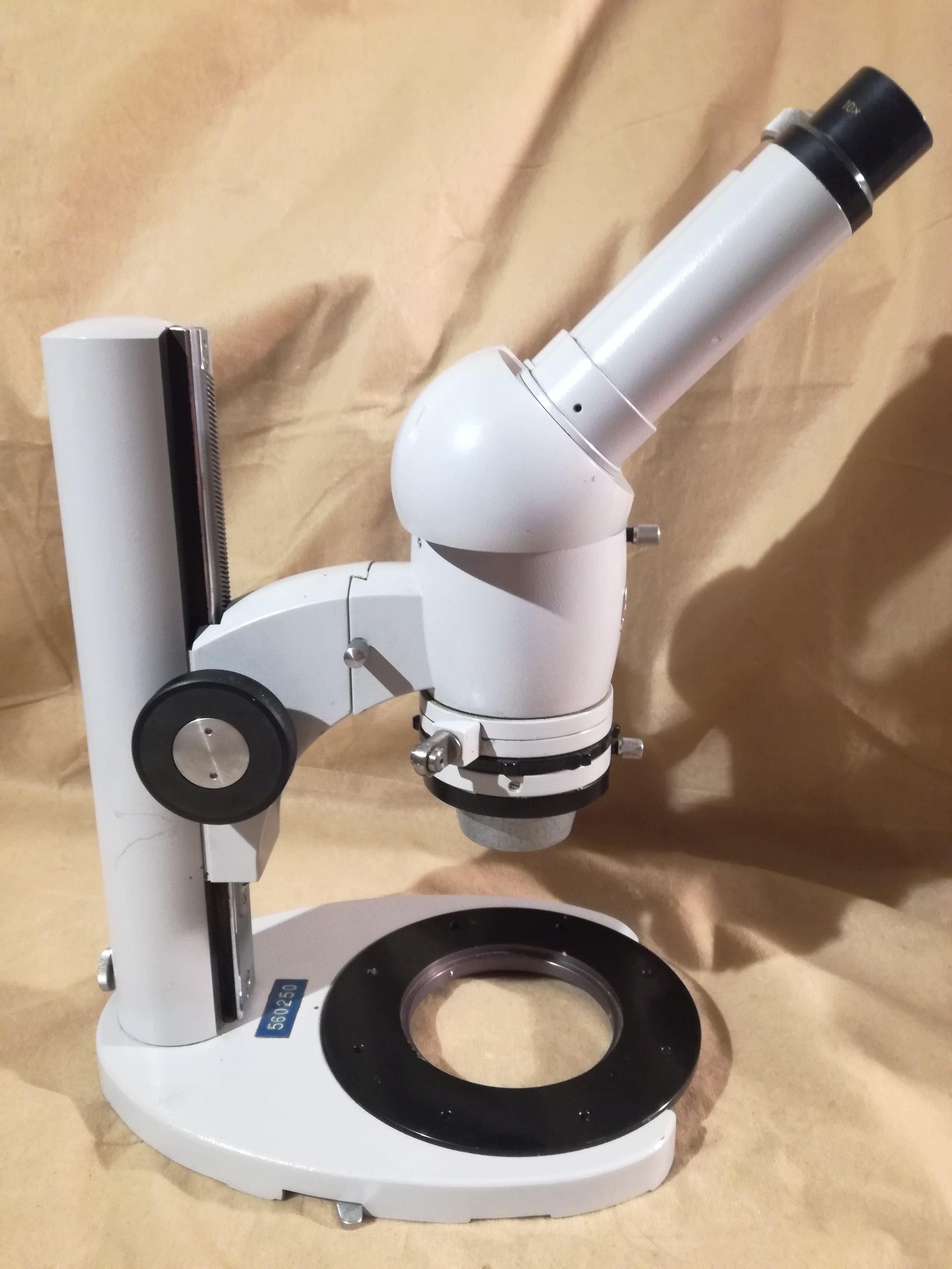 Na zdjęciu jest mikroskop Zeiss Stereomikroskop II - zdjęcie #8