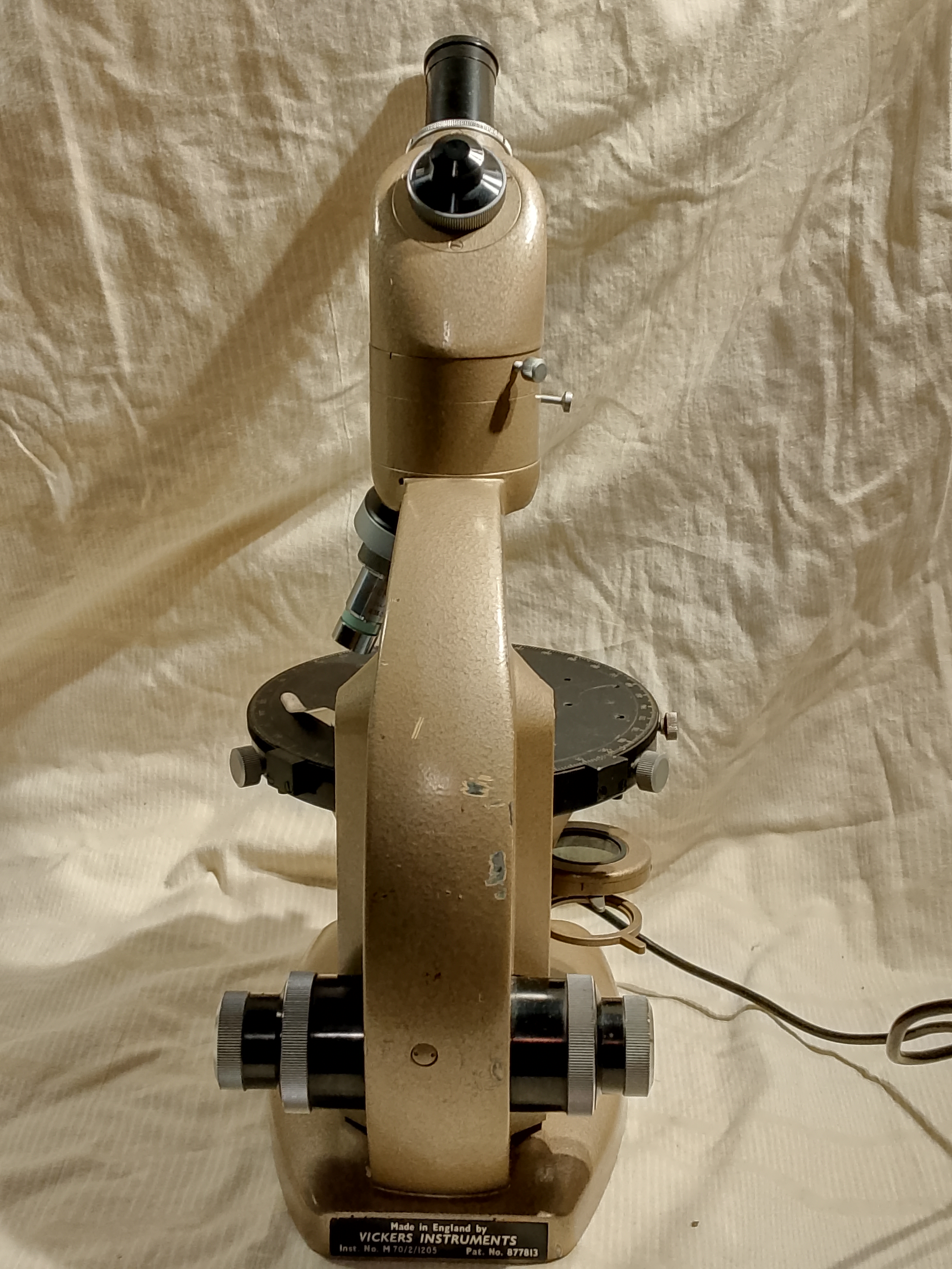 Na zdjęciu jest mikroskop Vickers M70 - zdjęcie #5