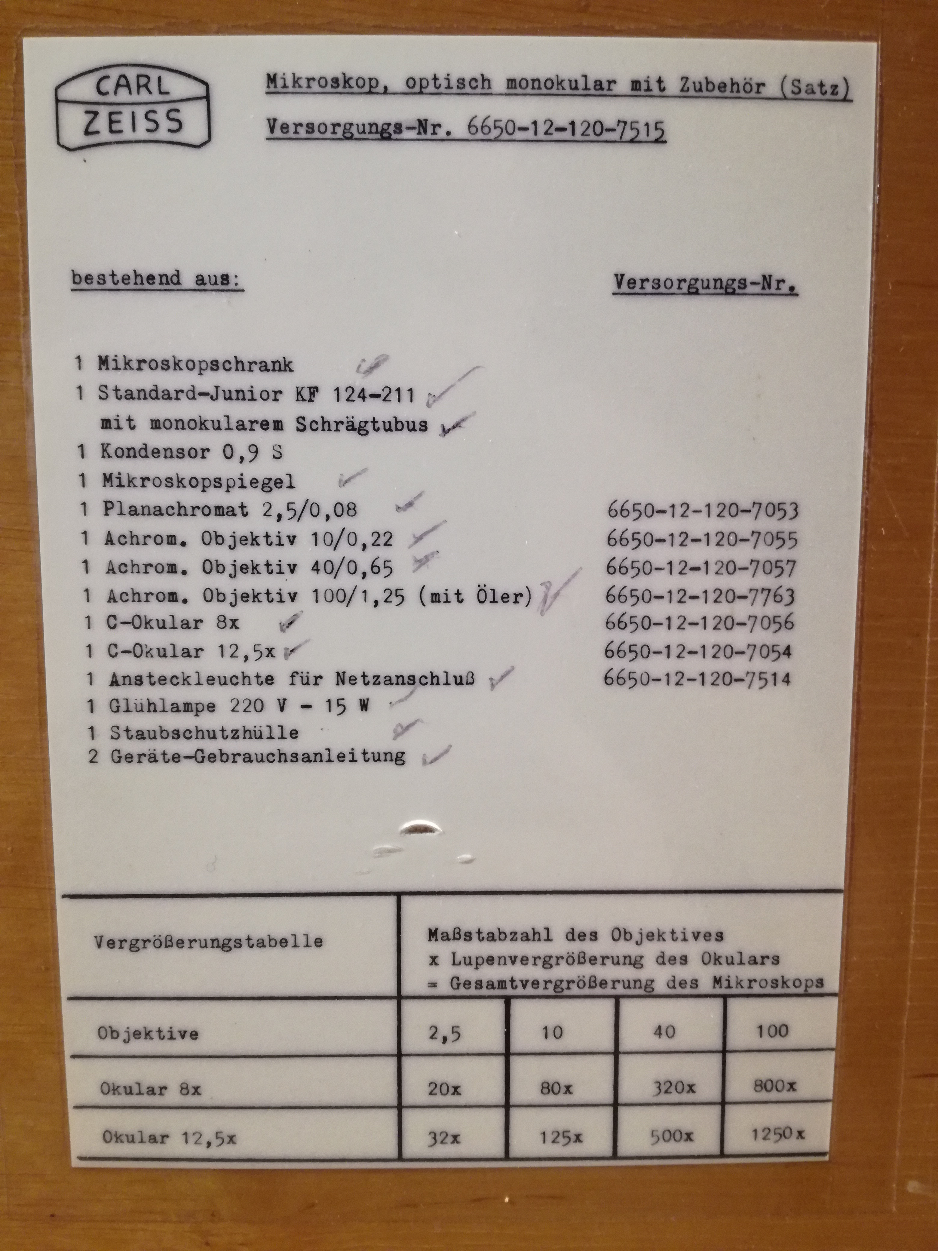 Na zdjęciu jest mikroskop Zeiss Standard Junior - zdjęcie #5
