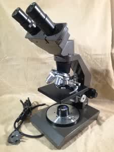 SWIFT (Japan) Collegiate 400 microscope - view no. 1